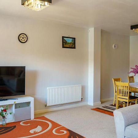 Millward Homes Bletchley Bagian luar foto