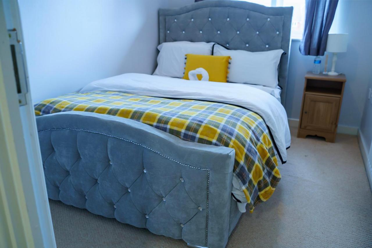 Millward Homes Bletchley Bagian luar foto